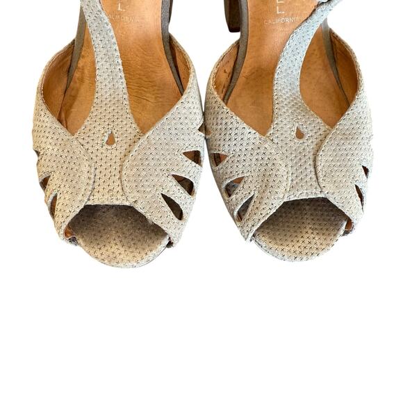 Jeffrey Campbell Handmade Retro Gray Suede T-Strap Sling Back Strappy Heel - 6 - Picture 4 of 9